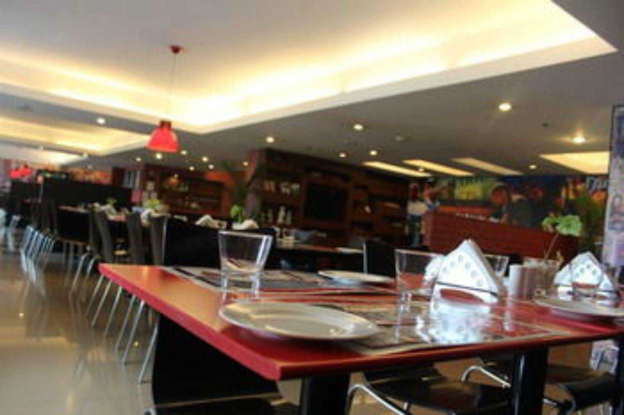 Red Fox By Lemon Tree Hotels, Jaipur Exterior foto